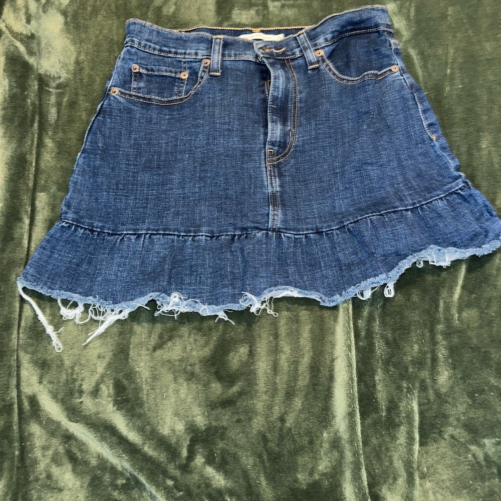 Levi’s jean skirt